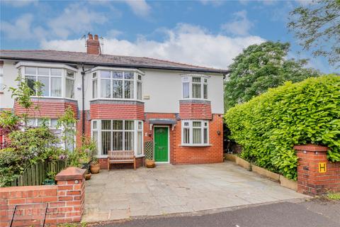 2 Beech Avenue, Greenfield, Oldham, OL3 7AP