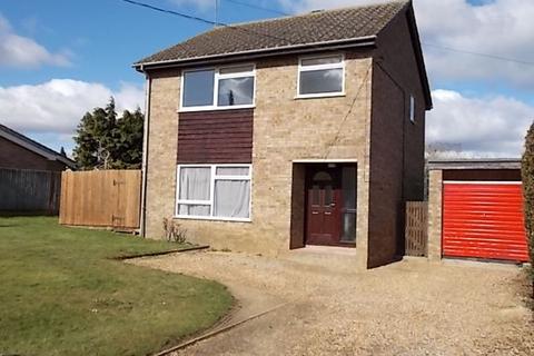 3 bedroom detached house to rent, East Street, Colne
