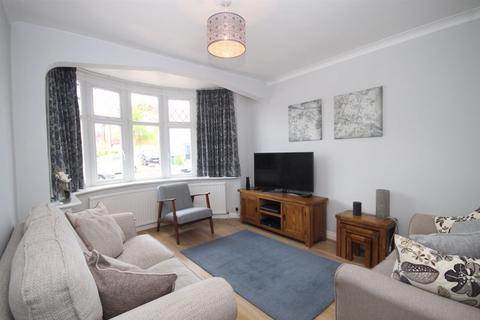 4 bedroom terraced house for sale, Hodder Drive, Greenford