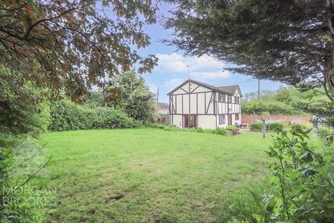 3 bedroom detached house for sale, Church Road, Benfleet