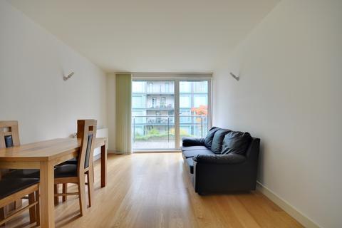 2 bedroom apartment to rent, Cardinal Building, Station Approach, Hayes, Middlesex UB3 4FD