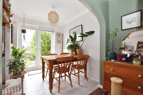 undefined, Grace Close, Salisbury