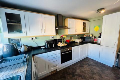 2 bedroom terraced house for sale, Hall Street, Penycae