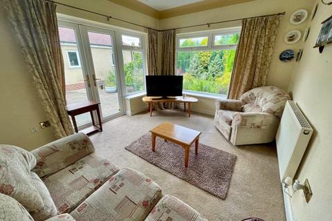 2 bedroom detached bungalow for sale, Camberley Drive, Wrexham