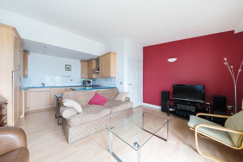 1 bedroom apartment to rent, Wandsworth Bridge Road