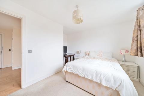 1 bedroom apartment to rent, Wandsworth Bridge Road