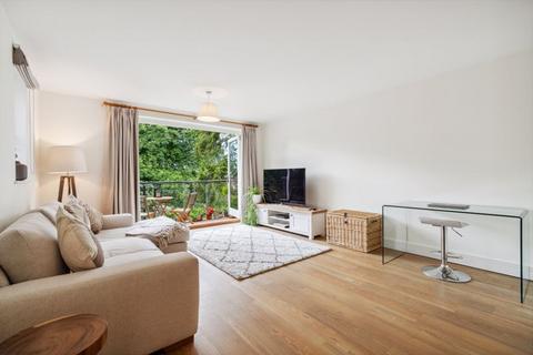 2 bedroom apartment for sale, Amersham Road, High Wycombe HP13
