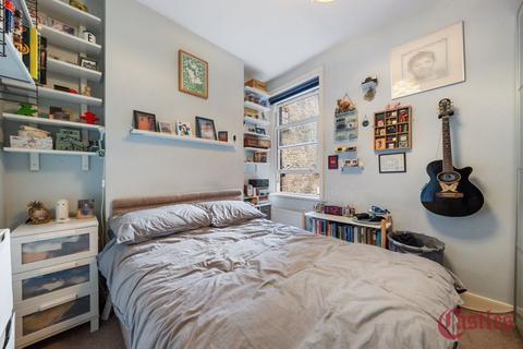 2 bedroom apartment for sale, Birkbeck Mansions, Birkbeck Road, N8