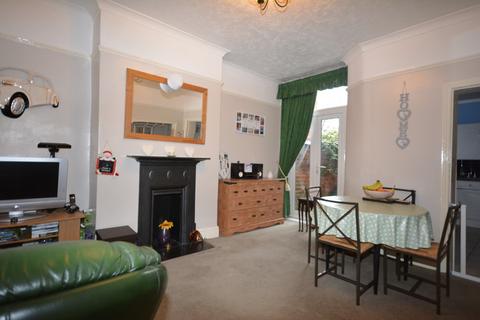 3 bedroom terraced house to rent, Alton Street, Crewe, CW2