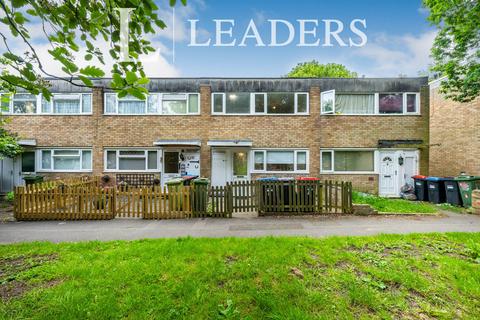 3 bedroom terraced house to rent, Tulla Court, Bletchley, MK2 3PS