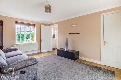 7 Brock Close, Tiptree, Colchester, CO5 0FF