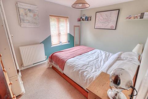 2 bedroom cottage for sale, The Common, High Wycombe HP14