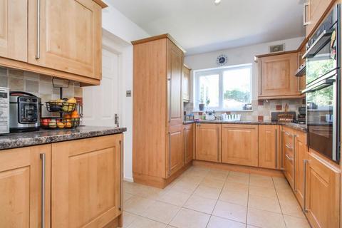 15 Arundel Drive, Bedford, MK41 8JF