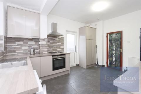 38 Chigwell Park Drive, Chigwell, IG7 5BD