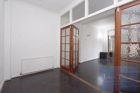38 Chigwell Park Drive, Chigwell, IG7 5BD