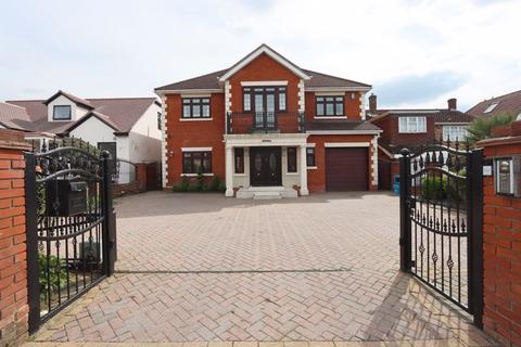 undefined, Tomswood Road, Chigwell IG7