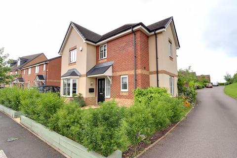 4 bedroom detached house for sale, Newbold Drive, Stafford ST16