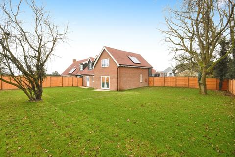 4 bedroom detached house for sale, Elizabeth Place, Gosfield