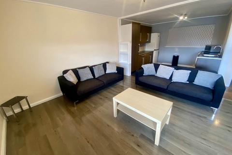 1 bedroom flat to rent, Delhi Street, St Thomas, , Swansea