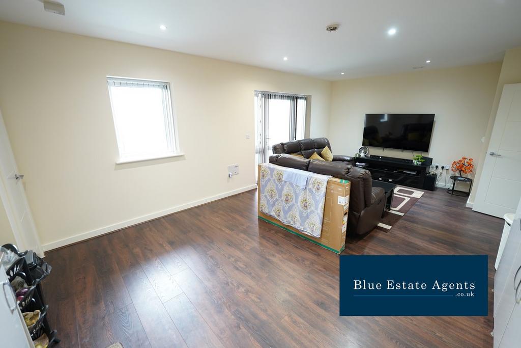 Open Plan Kitchen &amp; Lounge