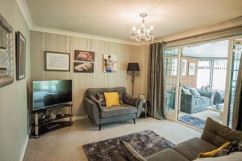 11 Bishops Close, Bowdon, Altrincham, WA14 3NB