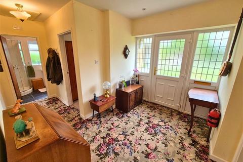 3 bedroom detached bungalow for sale, Croft Crescent, Yarpole, Leominster, Herefordshire, HR6 0BH