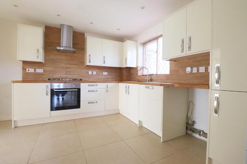 3 bedroom detached house for sale, Stephens Close, Stopsley, Luton, Bedfordshire, LU2 9AN