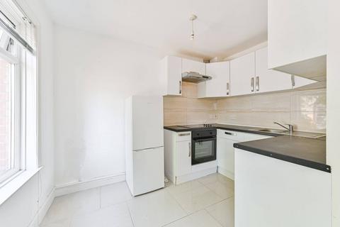 2 bedroom flat to rent, Weston Road, Bromley, BR1