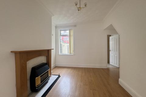 3 bedroom terraced house to rent, July Road, Liverpool L6