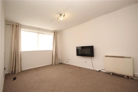 1 bedroom apartment to rent, Rossiter Lodge, Rosetrees, Guildford, Surrey, GU1