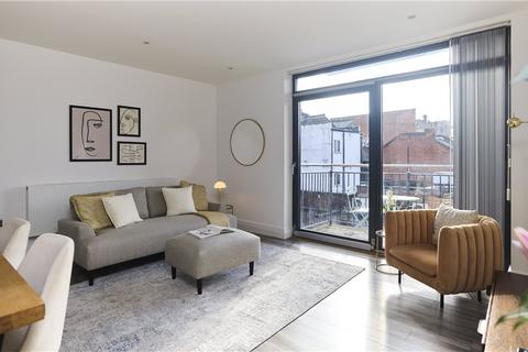 3 bedroom apartment for sale, Manor Park Road, London
