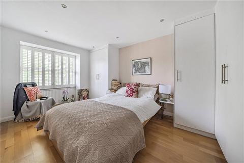 4 bedroom terraced house for sale, Westbury Lodge Close, Pinner, Middlesex