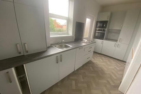 2 bedroom terraced house to rent, Yewvale Road, Newcastle upon Tyne