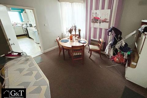 2 bedroom semi-detached house for sale, Waverley Street, Dudley