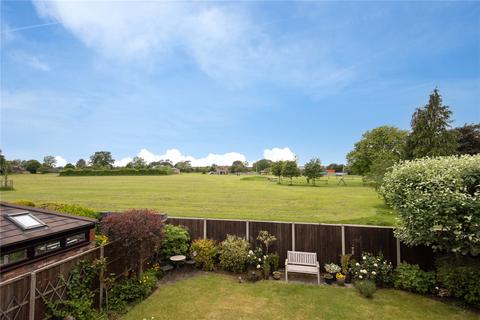 10 Walnut Close, Luton, LU2 9BB