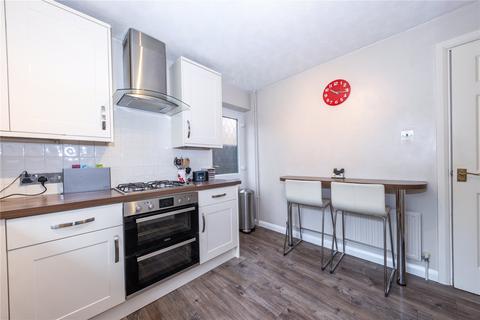 10 Walnut Close, Luton, LU2 9BB