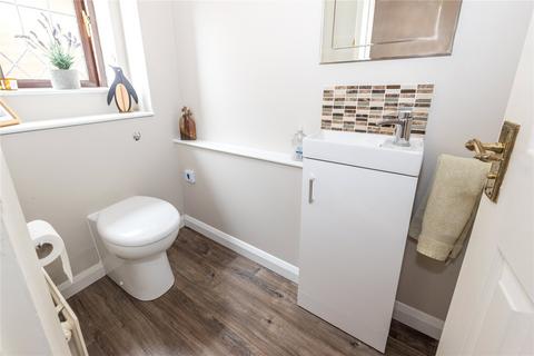 10 Walnut Close, Luton, LU2 9BB