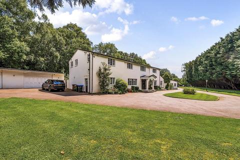 5 bedroom detached house for sale, Dixons Hill Close, Hertfordshire AL9