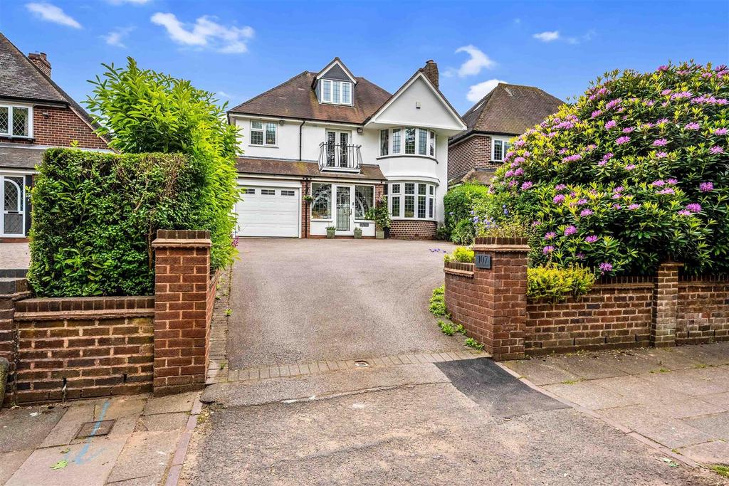 Monmouth Drive, Sutton Coldfield 4 bed detached house for sale £825,000