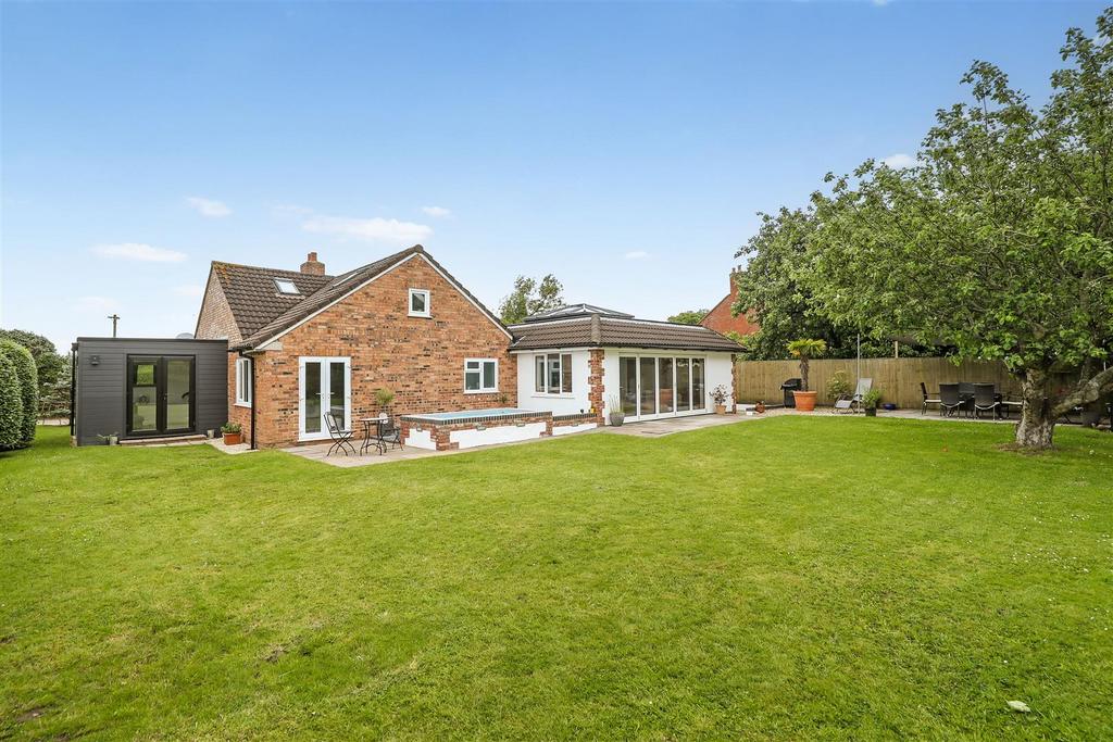 Church Lane, Hardwicke, Gloucester 5 bed detached house for sale £750,000