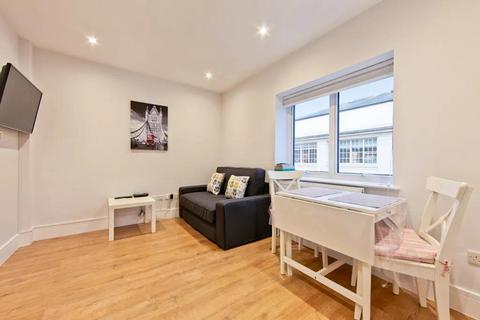 2 bedroom flat to rent, Parkway, London NW1