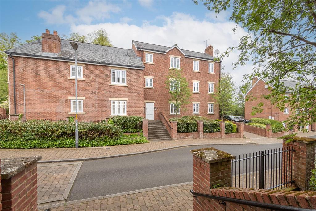 Bowman Drive, Hexham NE46 2 bed apartment for sale £160,000