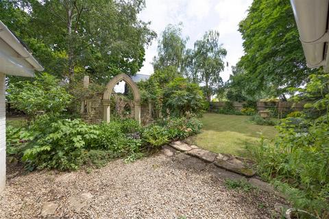 6 Silver Street, Steeple Ashton, Trowbridge, BA14 6HB