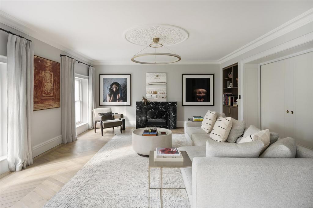 Leinster Square, Notting Hill, W2 3 bed apartment to rent £28,167 pcm