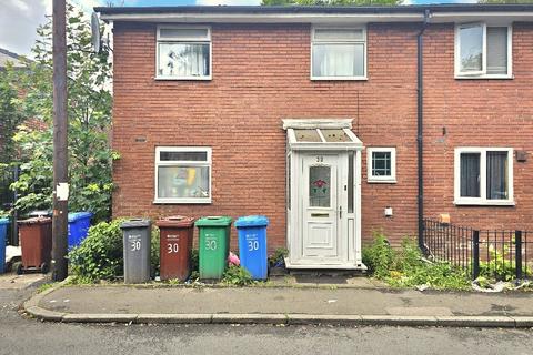 4 bedroom semi-detached house to rent, Victory Street, Rusholme, Manchester, M14