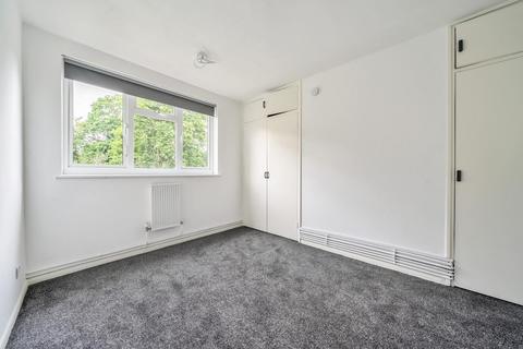 Flat 3, Bell House Hurst Lane, London, SE2 0QF