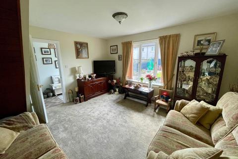 3 bedroom terraced house for sale, Highfield Court