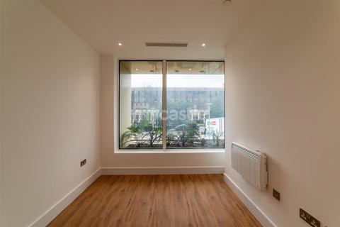 1 bedroom apartment for sale, West Gate, Hanger Lane , London