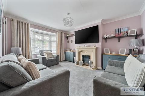 4 bedroom semi-detached house for sale, Brantwood Road, Bexleyheath