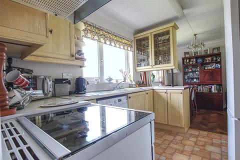 2 bedroom detached bungalow for sale, Seabourne Road, Bexhill-On-Sea